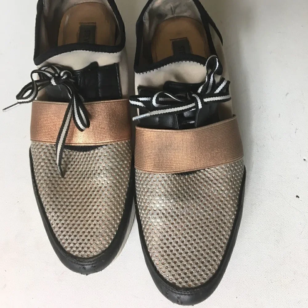 Steve Madden running sneakers size 8.5